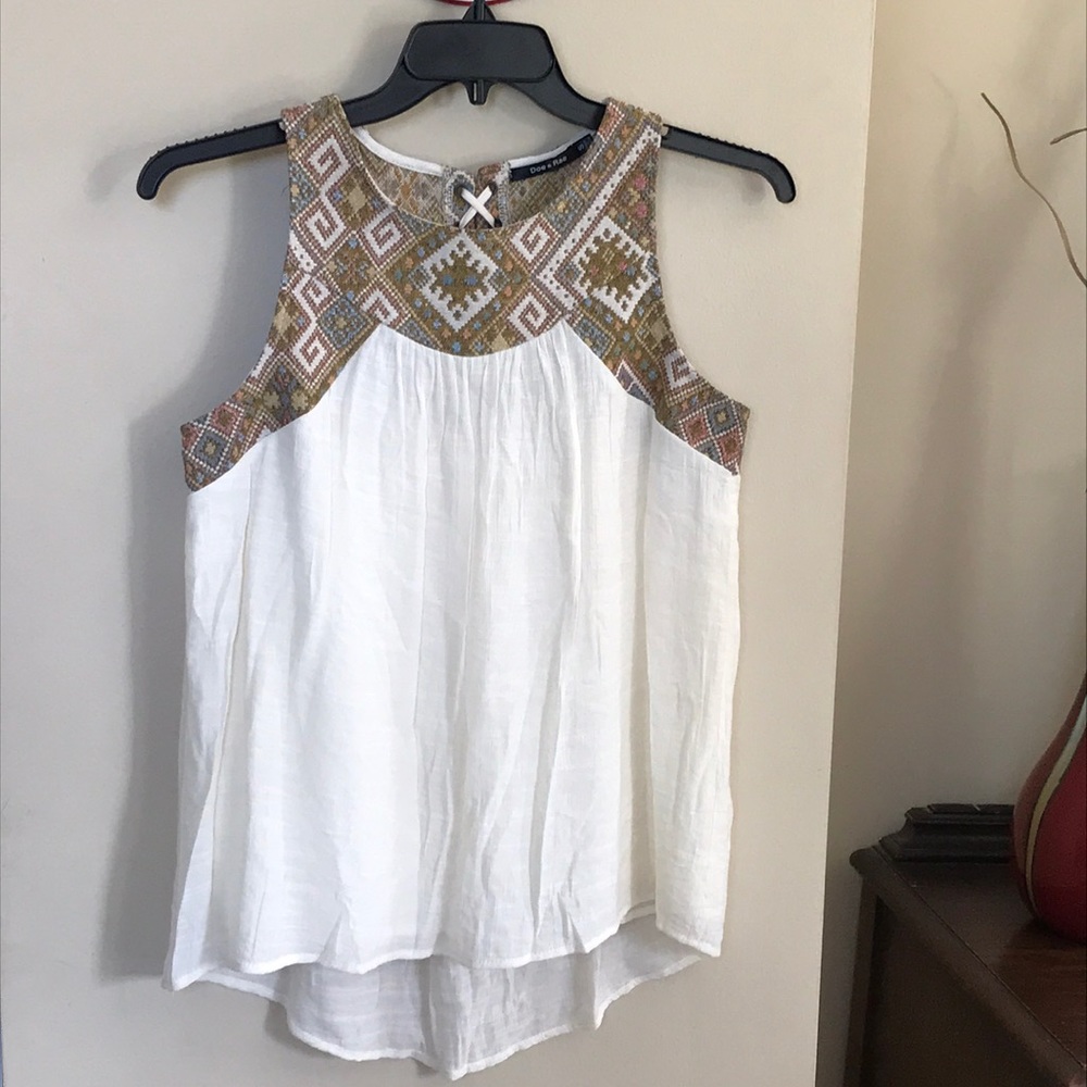 Doe & Rae cream tank top featuring a geometric embroidered yoke size small